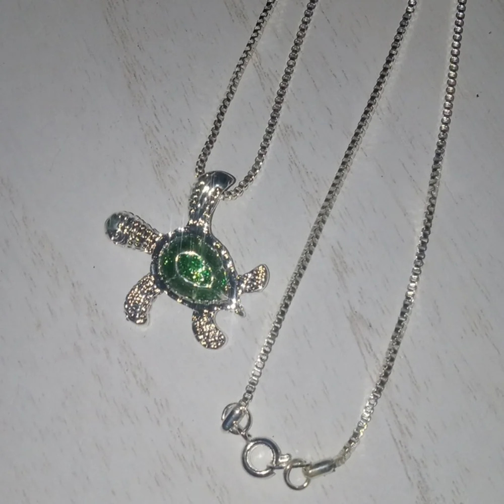 Turtle necklace silver tone NEW